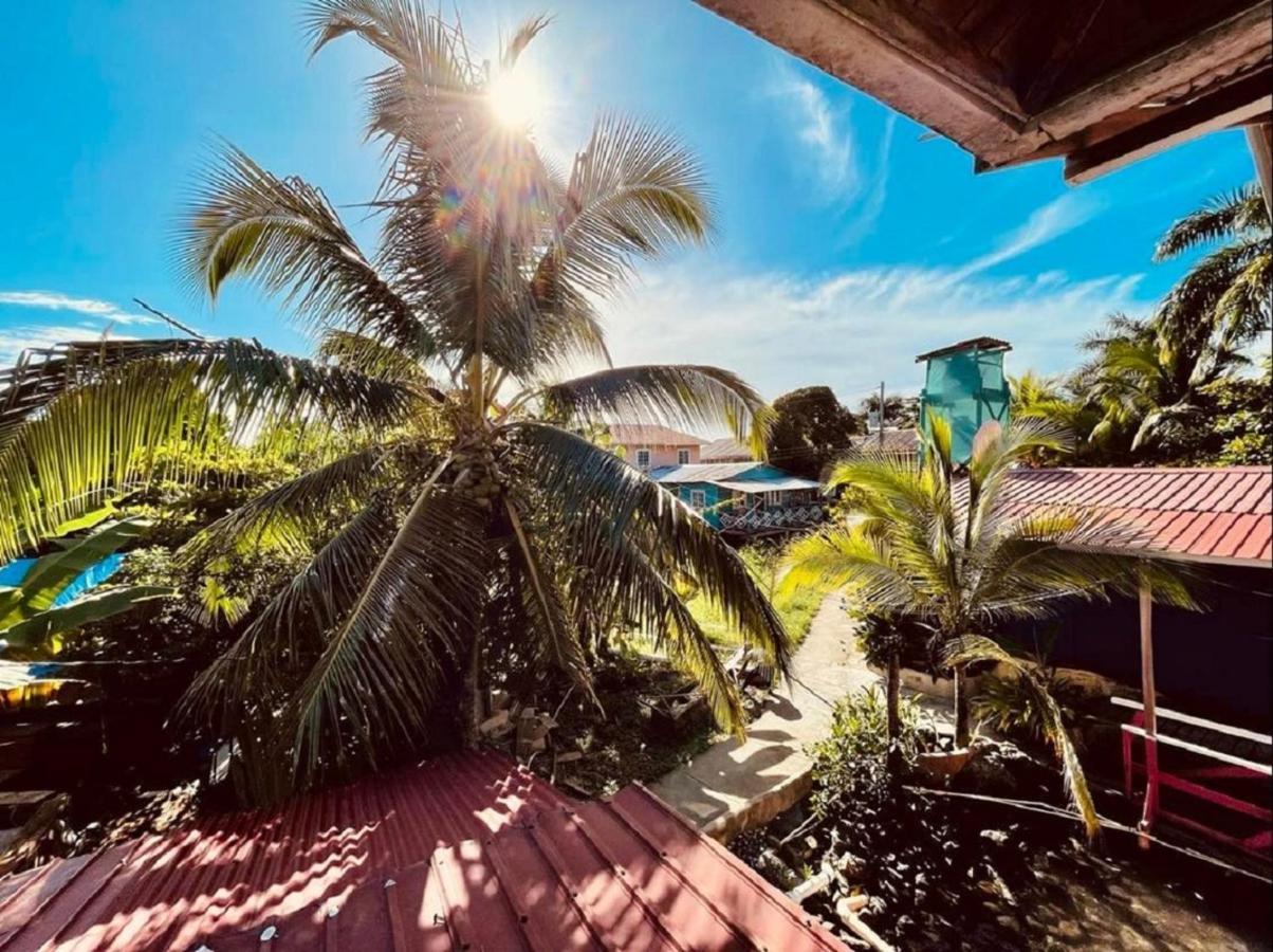 Villa Amaya Bocas del Toro Esterno foto