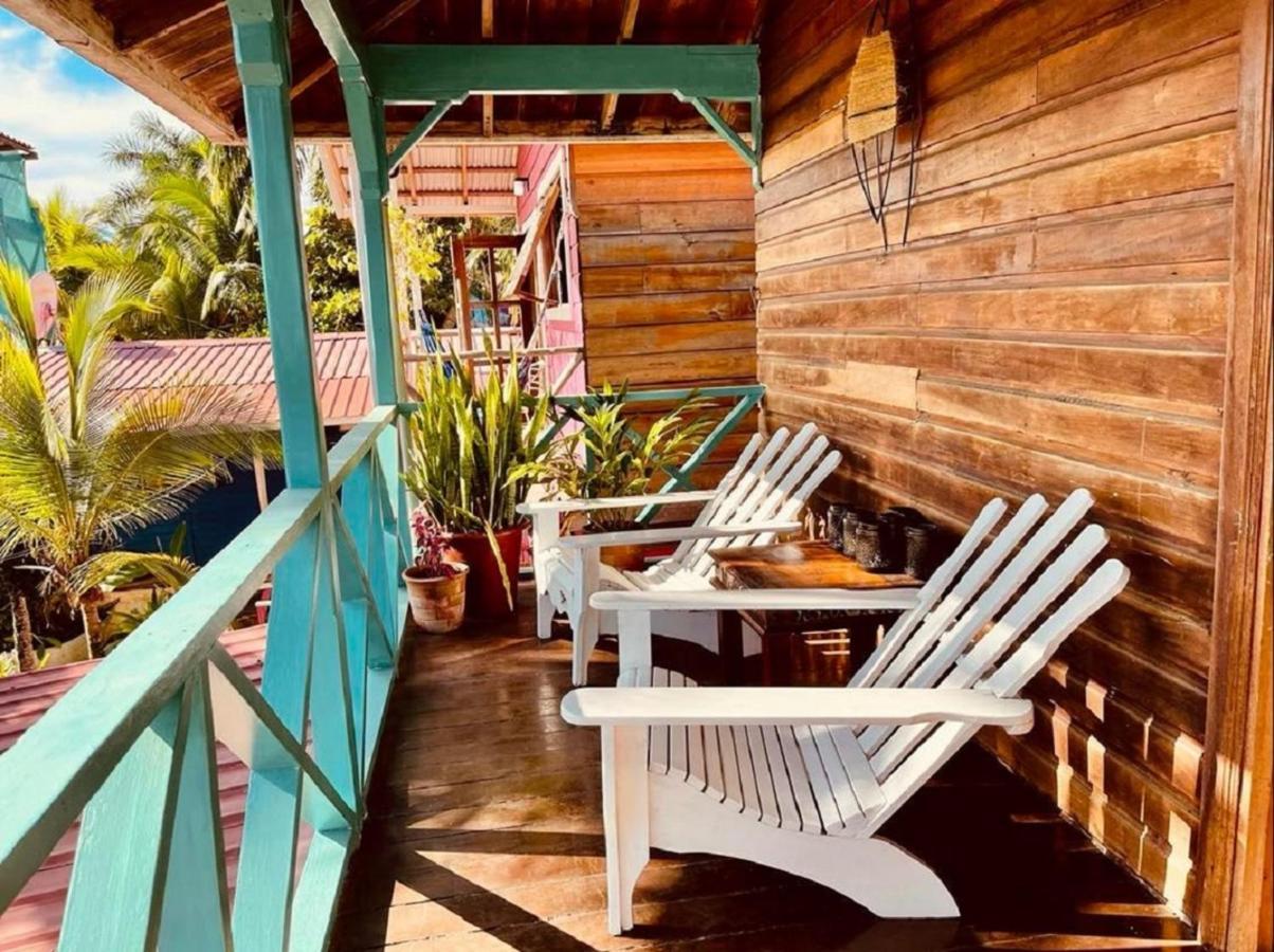 Villa Amaya Bocas del Toro Esterno foto