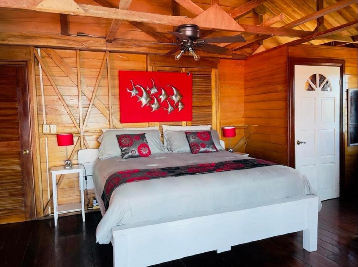 Villa Amaya Bocas del Toro Esterno foto